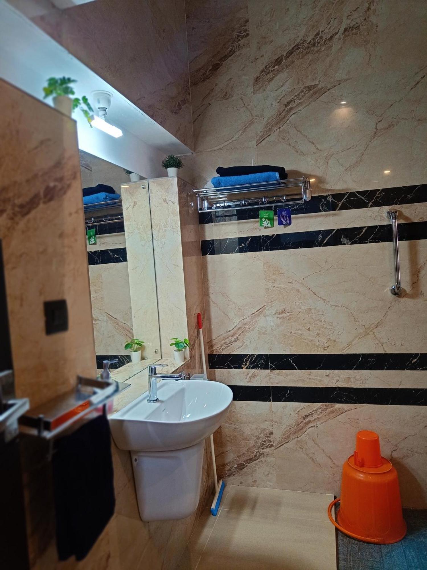 Anandam Stays - Premium 3Bhk Plush Homestay, Vaikom Near Kumarakom Exteriör bild